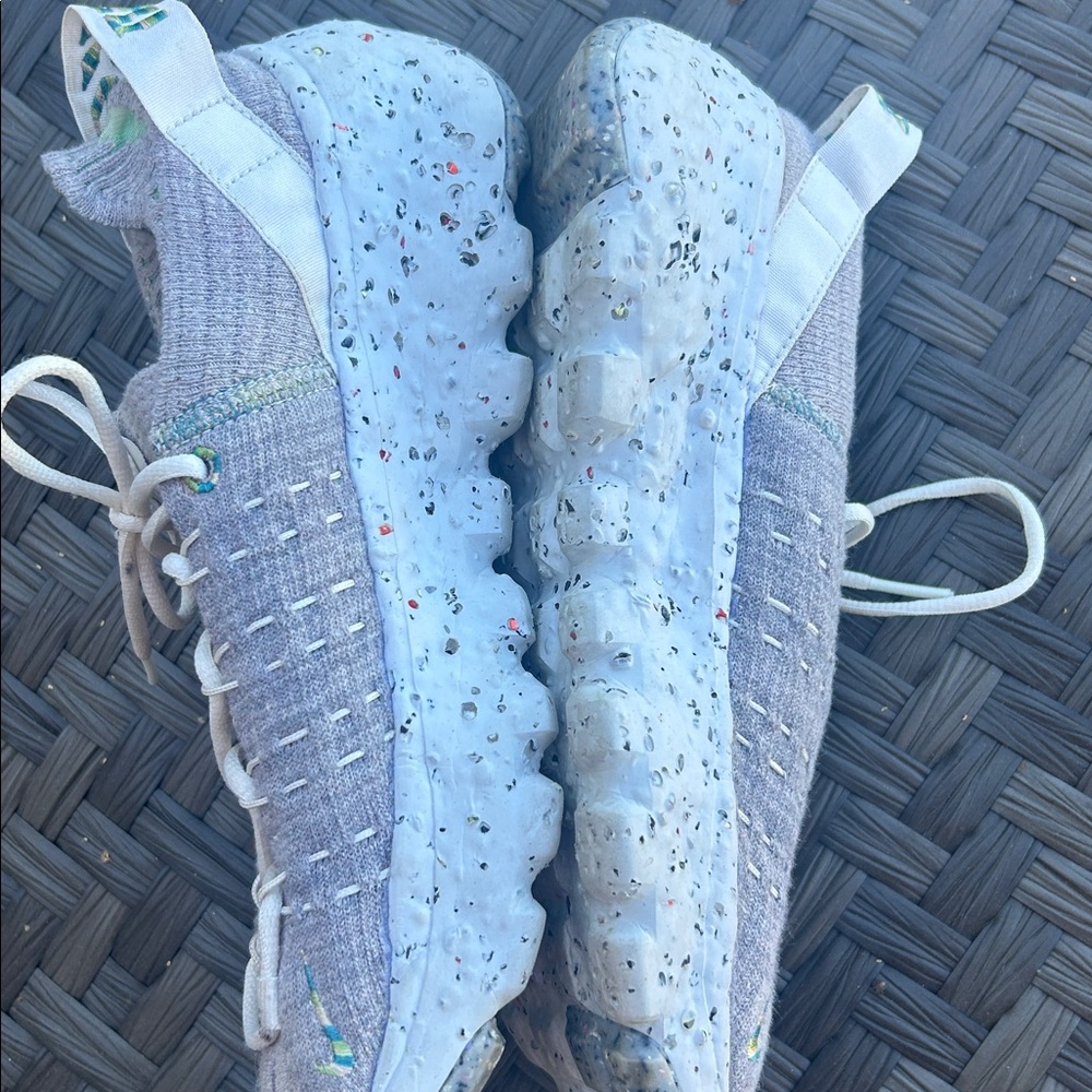 Women’s Nike Space Hippie 04 Shoes 7.5 - Picture 8 of 9
